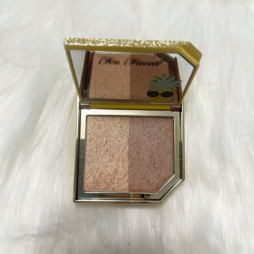 Too faced bronzer